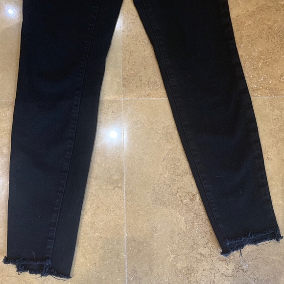 J Brand Skinny Leg Jean in Shadow size 27 - Picture 2 of 7